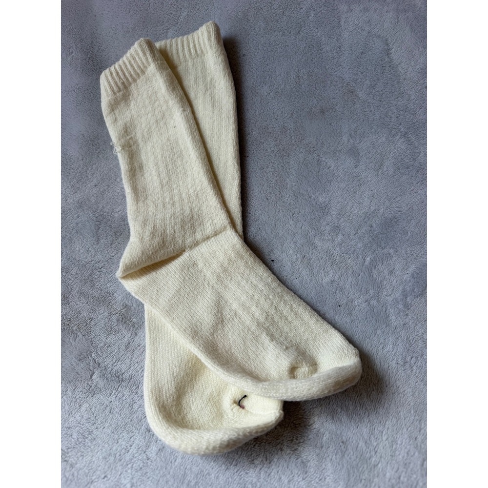 Unbranded Knit Crew Socks Womens One Size Cream Good Ribbed Cozy Soft Thermal